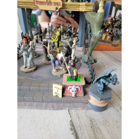 Lemax monsters ball 2005 Halloween animated dance village - Picture 4 of 16